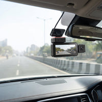 TWM R3 dash cam fitted behind the rear-view mirror, screen showing the road ahead