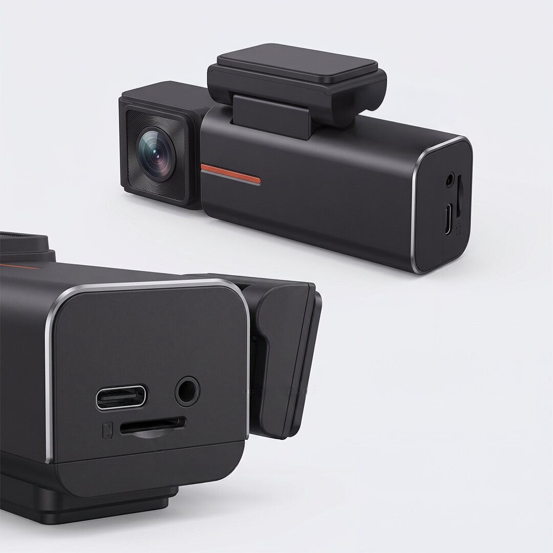 TWM S2 dash cam ports: USB-C, AV jack and microSD slot
